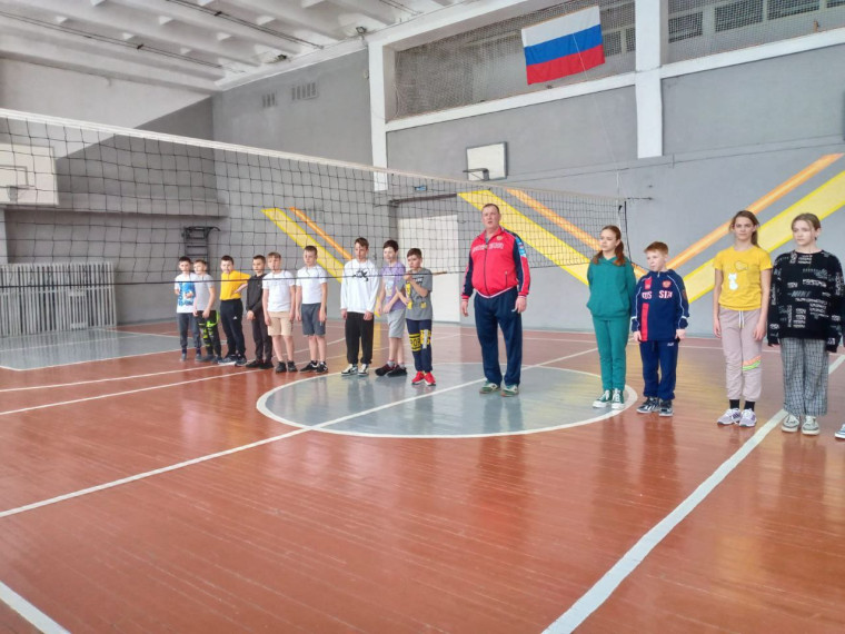 Школьные соревнования по волейболу 5-6 классы.